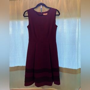 Size 4 knee length Calvin Klein dress